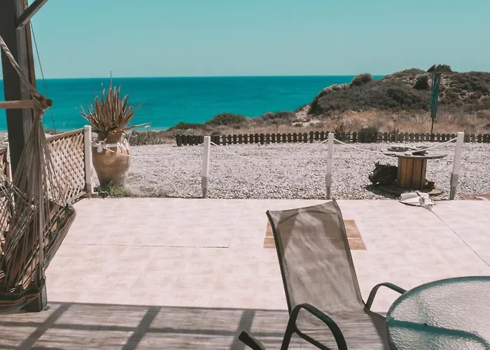 Mata's Sea House Tatil Evi Lakhania