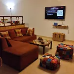 בית נופש Mata's Sea House לקניה