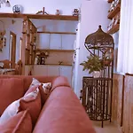 Mata's Sea House בית נופש *