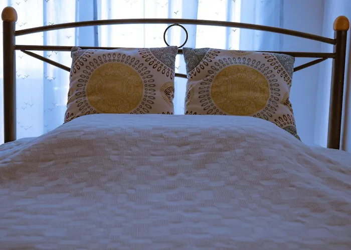 Mata's Sea House Lakhania