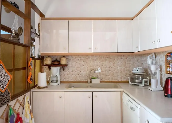 Mata's Sea House * لاخنيا