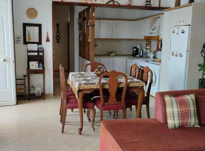 Mata's Sea House * لاخنيا